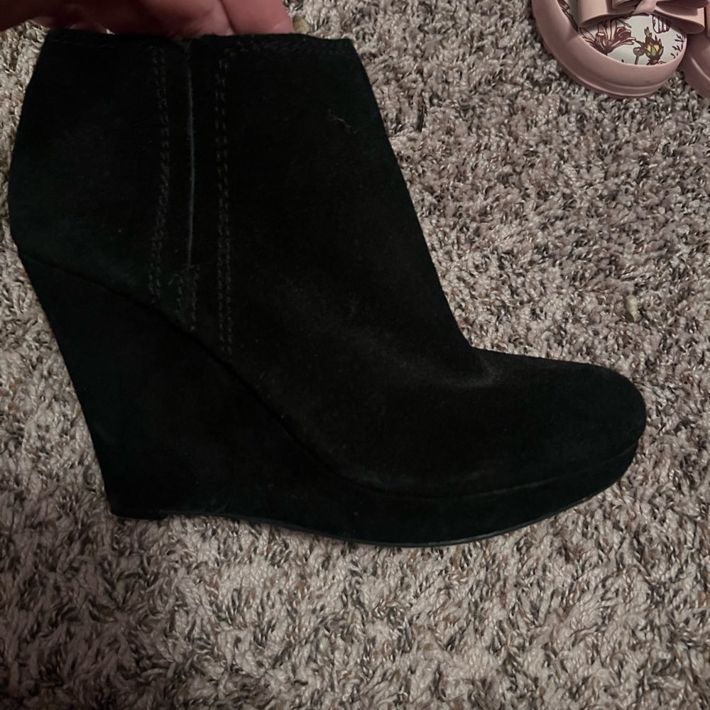 Black suede Booties